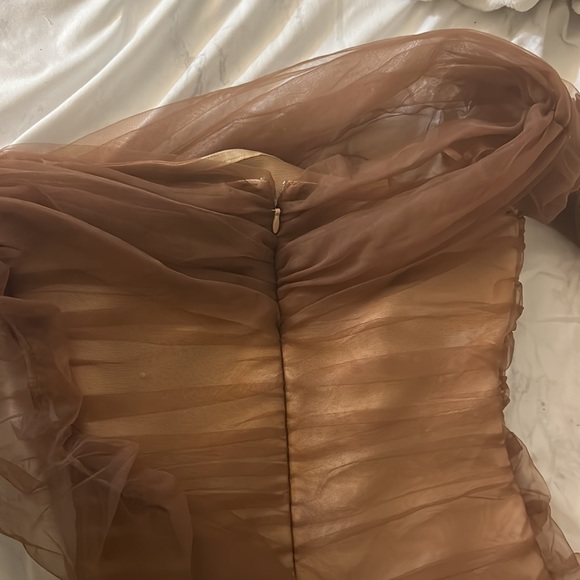 Brown dress - Picture 4 of 7